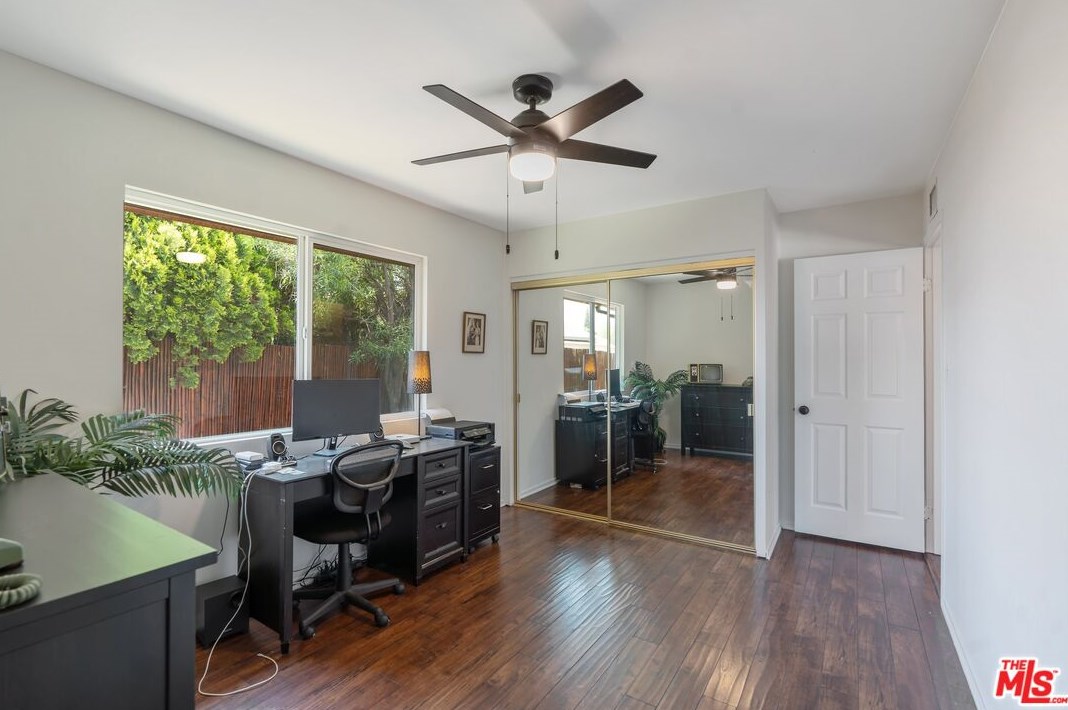 17260 Lahey St, San Fernando CA  91344-4141 exterior