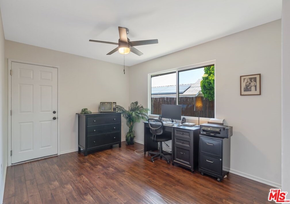 17260 Lahey St, San Fernando CA  91344-4141 exterior