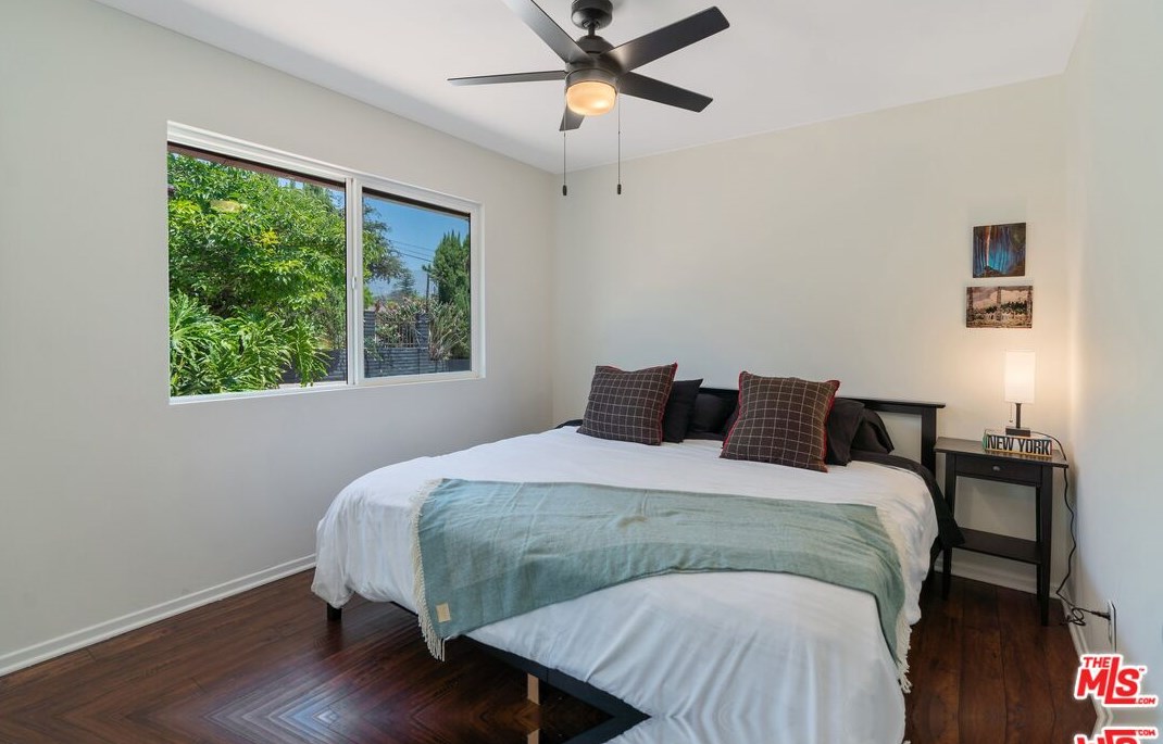17260 Lahey St, San Fernando CA  91344-4141 exterior