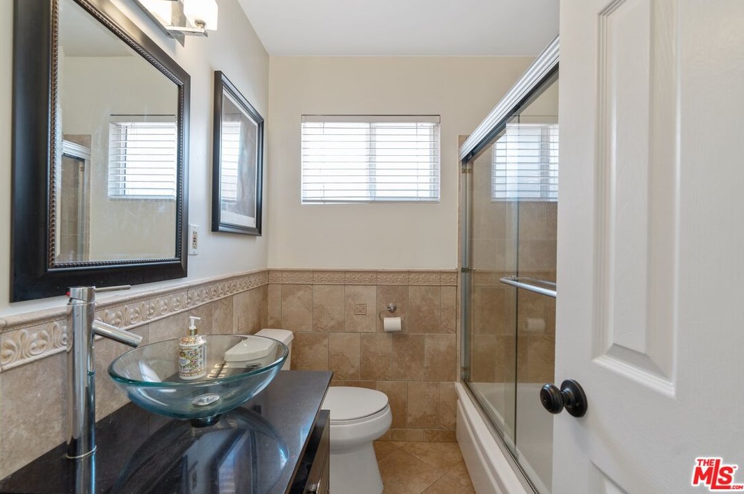 17260 Lahey St, San Fernando CA  91344-4141 exterior