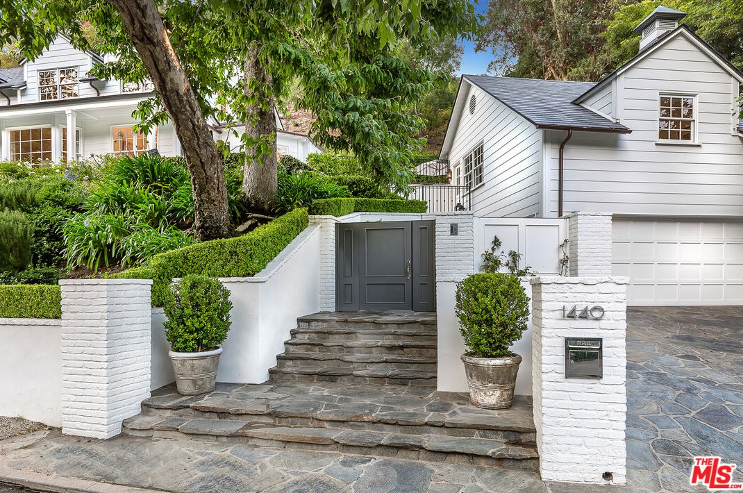 1440 Stone Canyon Rd, Los Angeles, CA 90077