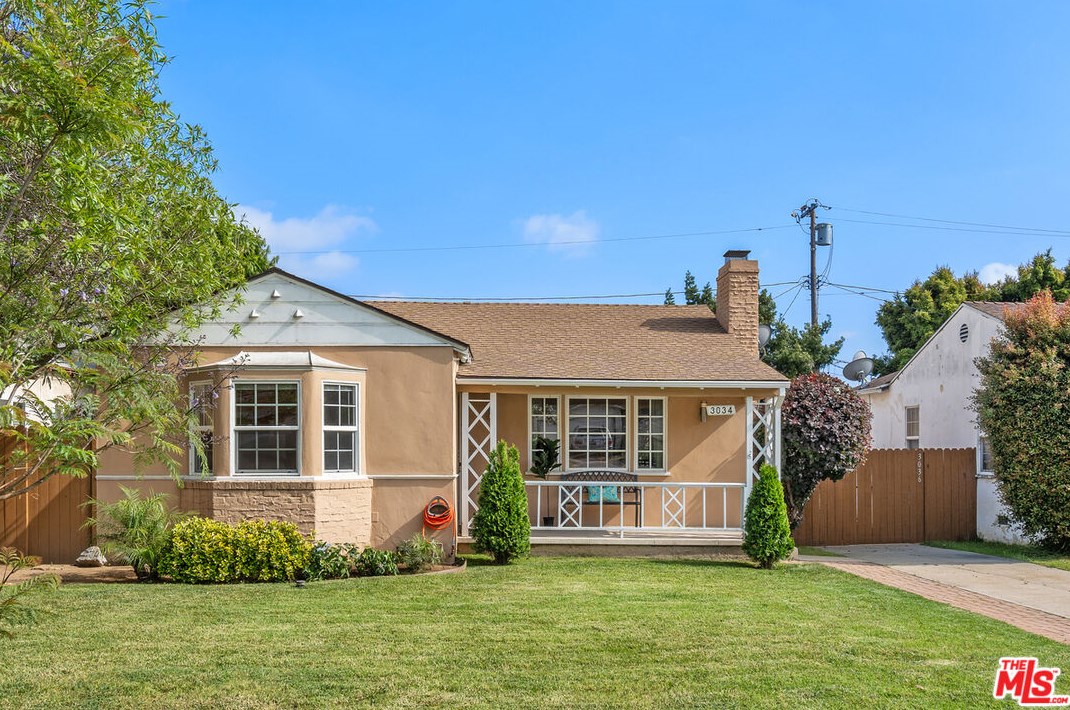 3034 Sagamore Way, Los Angeles, CA 90065-4804