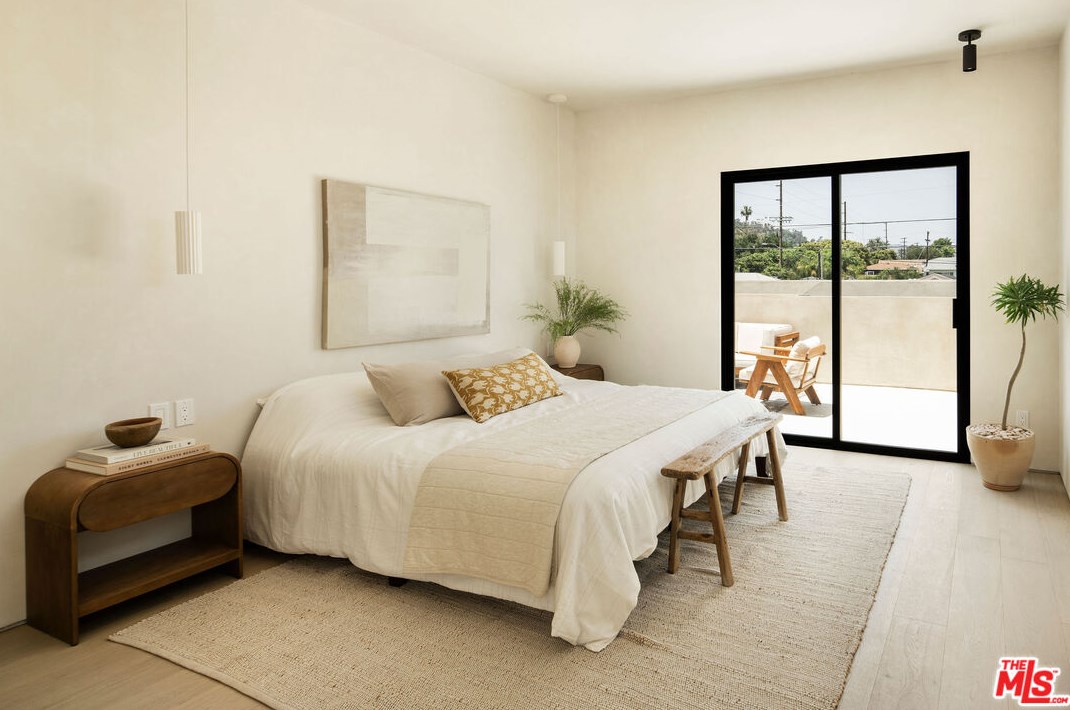 2307 Gatewood St, Los Angeles CA  90031-1104 exterior