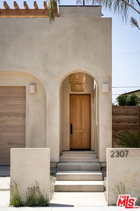 2307 Gatewood St, Los Angeles CA  90031-1104 exterior