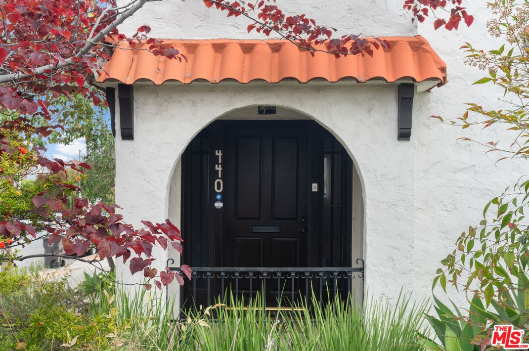 440 Ximeno Ave, Long Beach CA  90815-2541 exterior