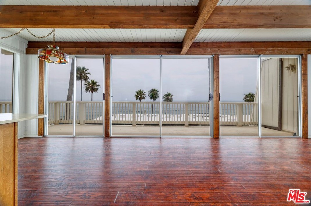 11880 Coral Reef Ln, Malibu, CA 90265