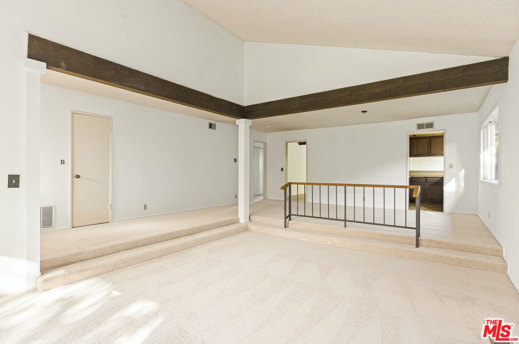 2710 Granville Ave, Los Angeles CA  90064-3604 exterior