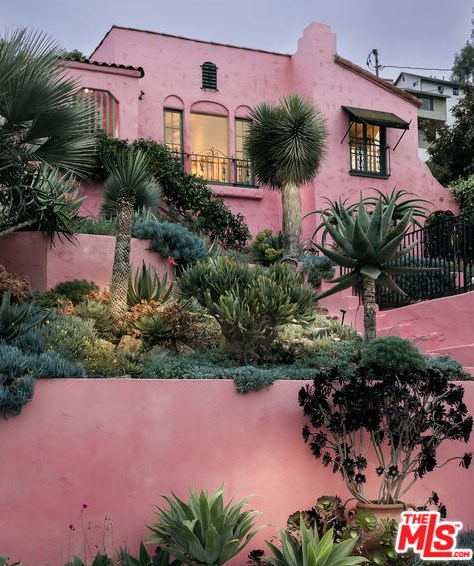 3318 Isabel Dr, Los Angeles CA  90065-2610 exterior
