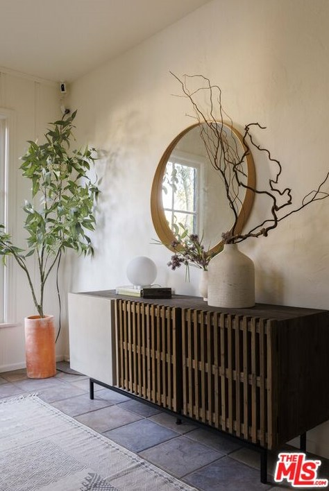 1353 Columbia Dr, Glendale CA  91205-3503 exterior