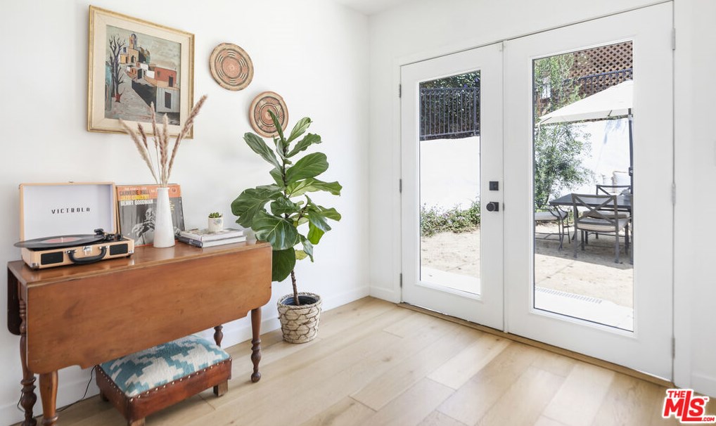 1336 Helen Dr, Los Angeles CA  90063-3222 exterior