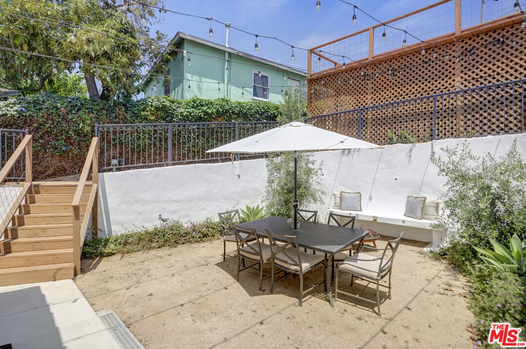 1336 Helen Dr, Los Angeles CA  90063-3222 exterior