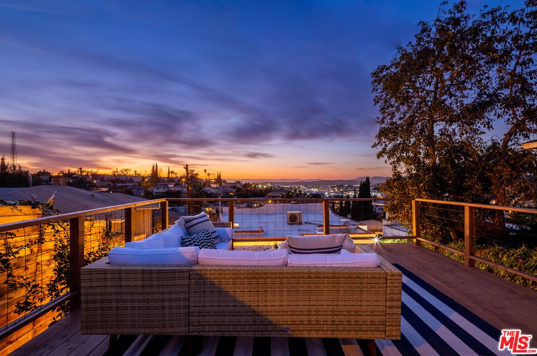 1336 Helen Dr, Los Angeles CA  90063-3222 exterior