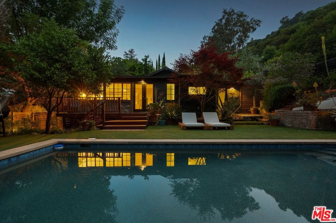 2217 Stanley Hills Dr, Los Angeles, CA 90046-1532
