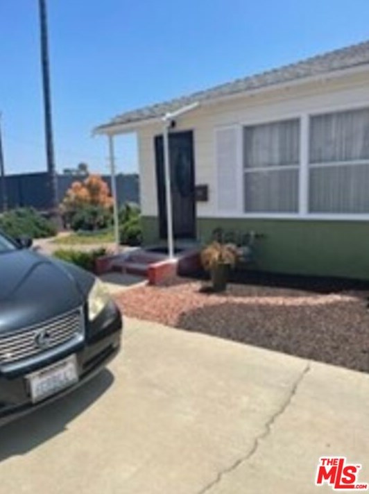 5743 Harcourt Ave, Los Angeles CA 90016-1508 exterior