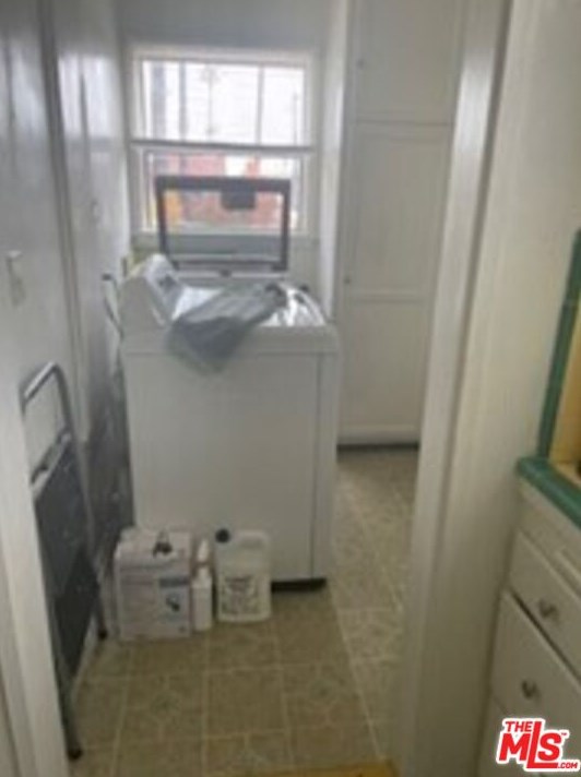 5743 Harcourt Ave, Los Angeles CA 90016-1508 exterior