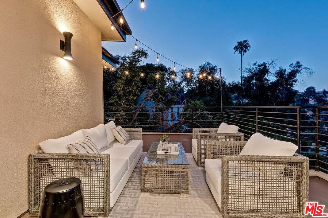 4758 Glenalbyn Dr, Los Angeles CA  90065-5002 exterior
