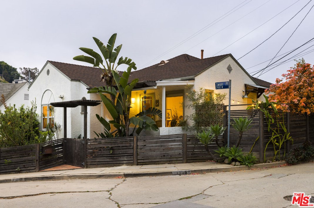 2958 Swan Pl, Los Angeles, CA 90026-1224
