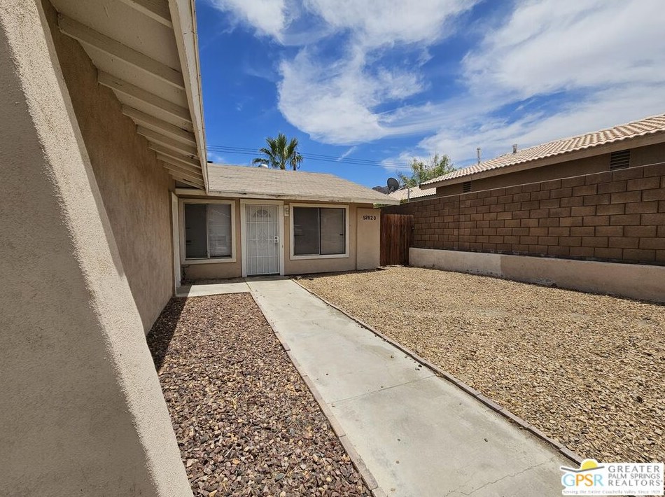 52920 Avenida Herrera, La Quinta, CA 92253-5305
