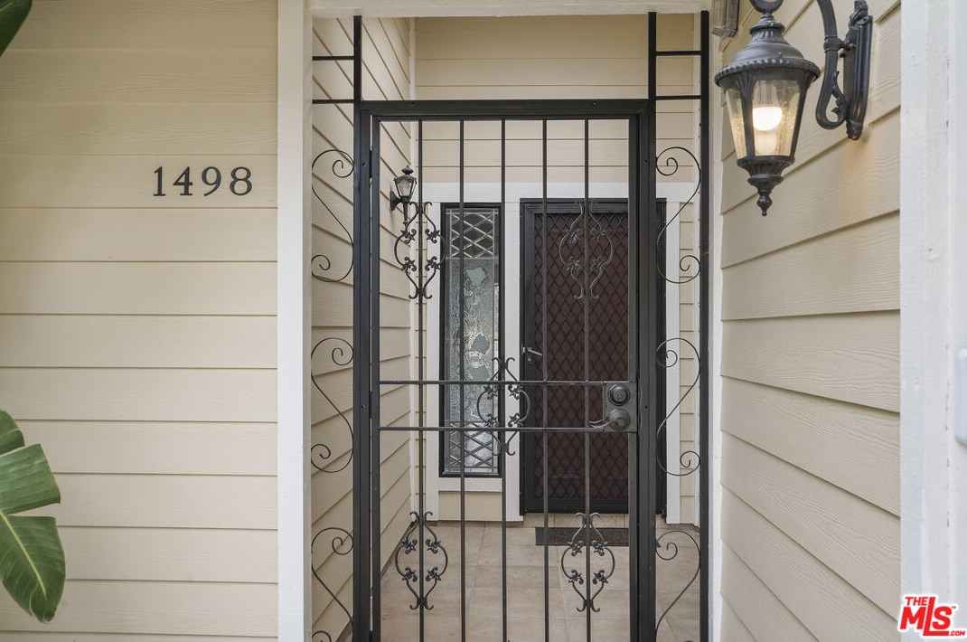 1498 Marjorie Ave, Claremont, CA 91711-3542
