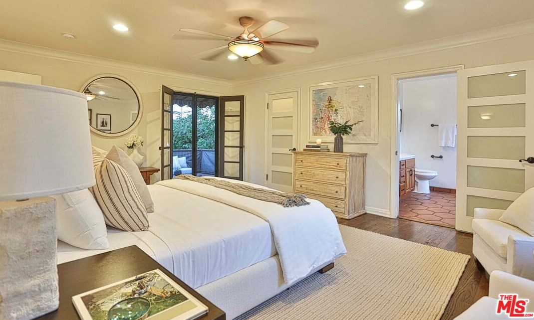 1360 Virginia Ave, Glendale CA 91202-1530 exterior