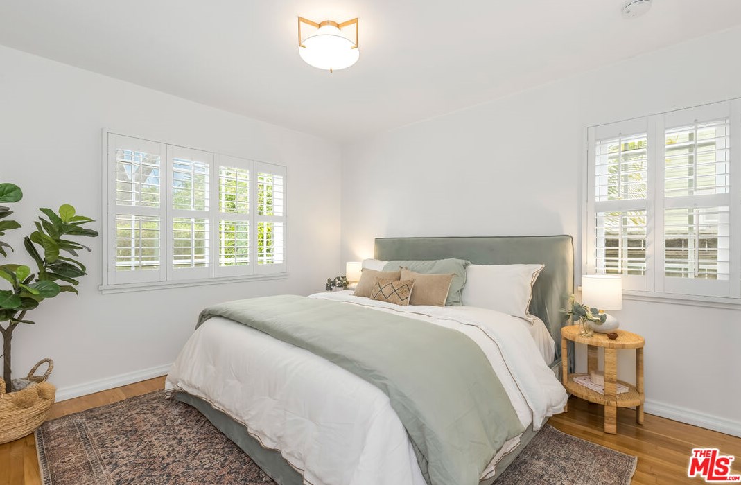 4071 Tivoli Ave, Los Angeles CA  90066-5103 exterior