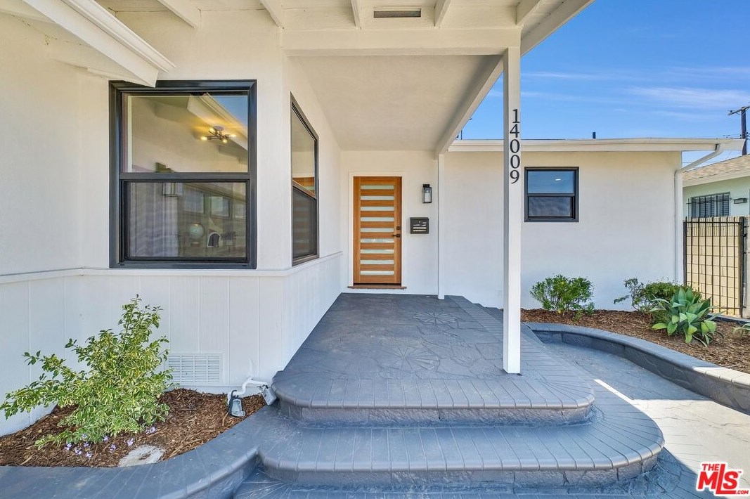 14009 Wilkie Ave, Gardena, CA 90249-2818