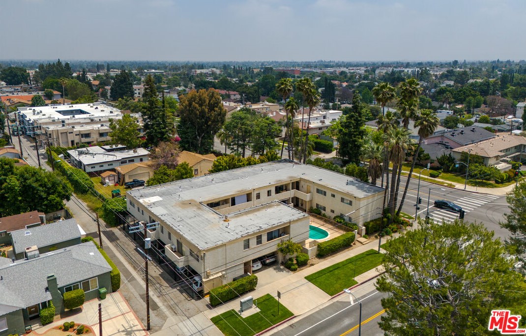 10700 Louise Ave, San Fernando, CA 91344