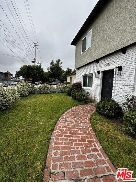 3776 Beethoven St #1, Los Angeles, CA 90066