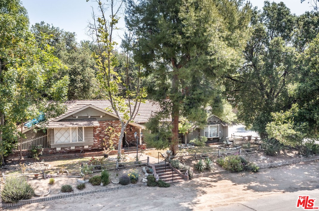 2907 Oakendale Pl, Glendale, CA 91214