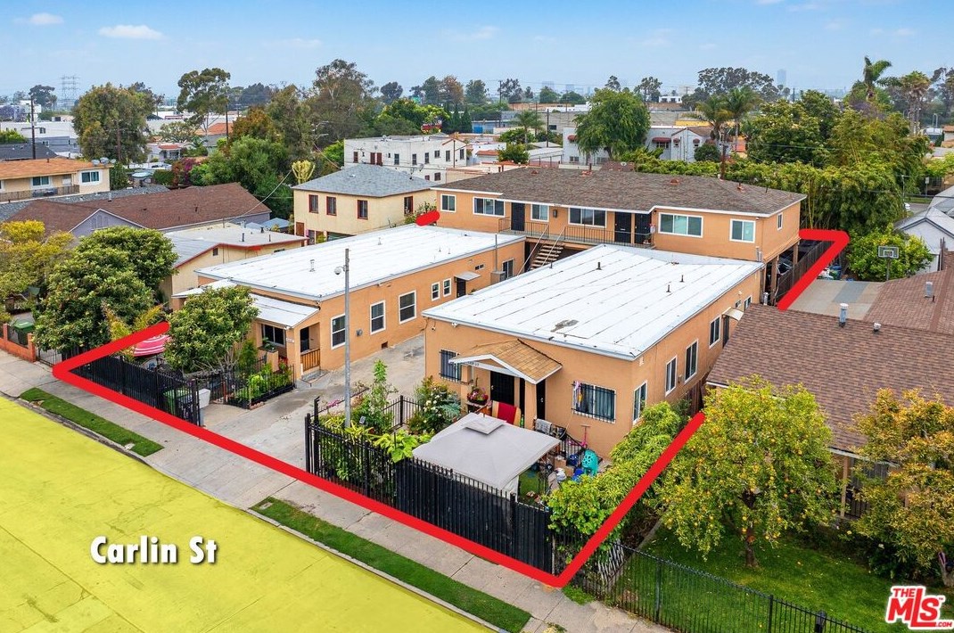 5439 Carlin St, Los Angeles CA  90016-3341 exterior