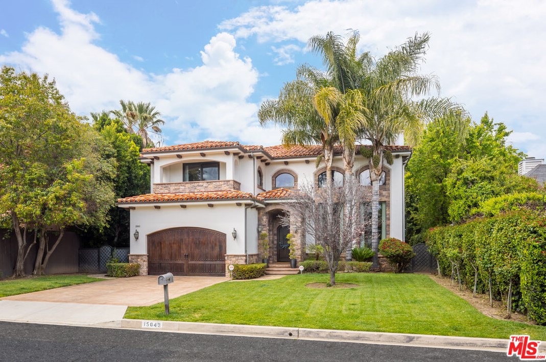 15043 Otsego St, Van Nuys, CA 91403