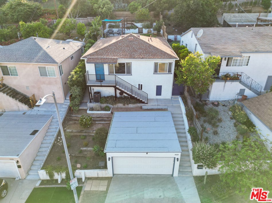 1909 Lansdowne Ave, Los Angeles, CA 90032-4108