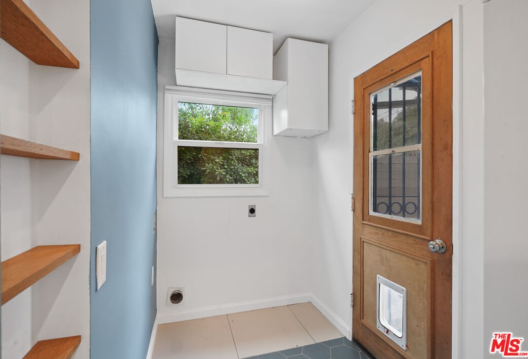 1909 Lansdowne Ave, Los Angeles CA  90032-4143 exterior