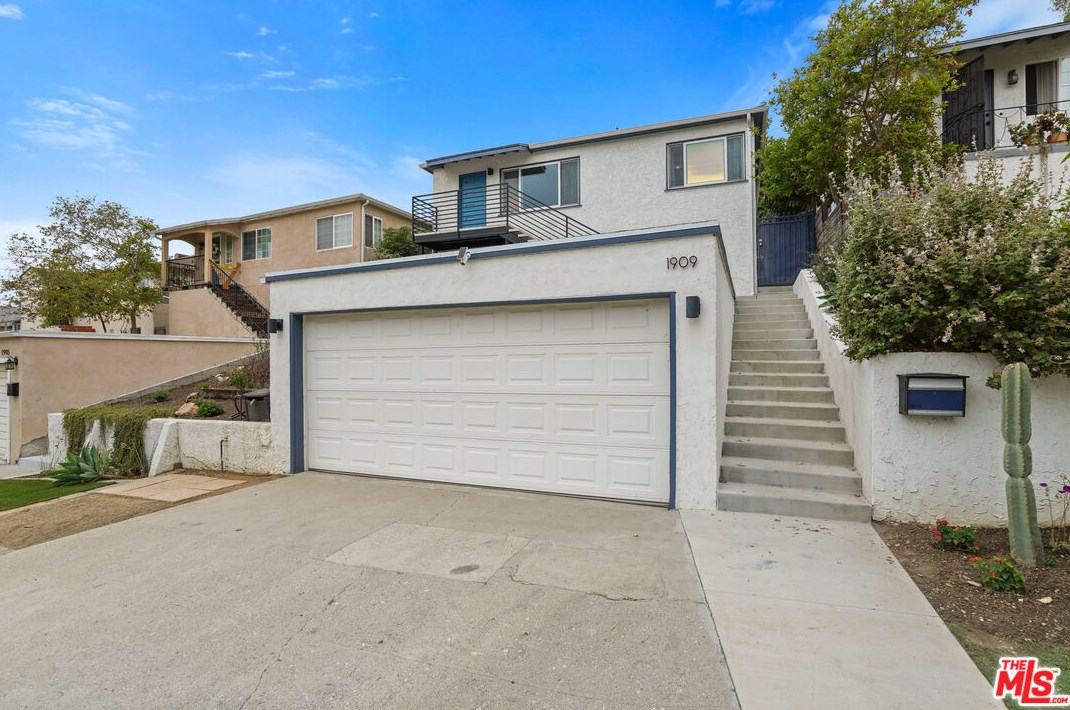1909 Lansdowne Ave, Los Angeles CA  90032-4108 exterior