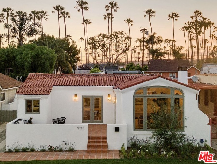 5715 Mullen Ave, Los Angeles CA  90043-2328 exterior
