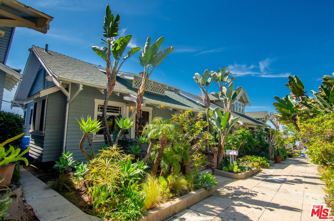 2402 4th St #4, Santa Monica, CA 90405