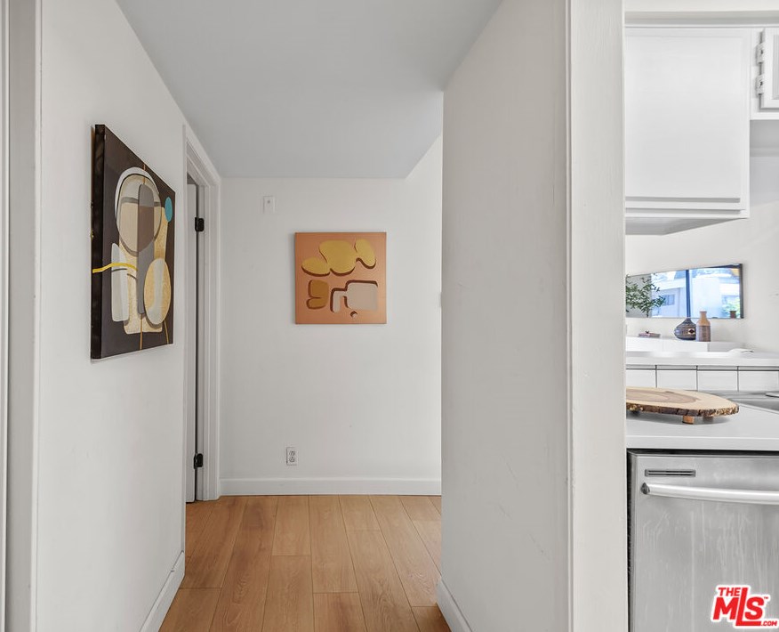 5003 Tilden Ave #211, Van Nuys, CA 91423