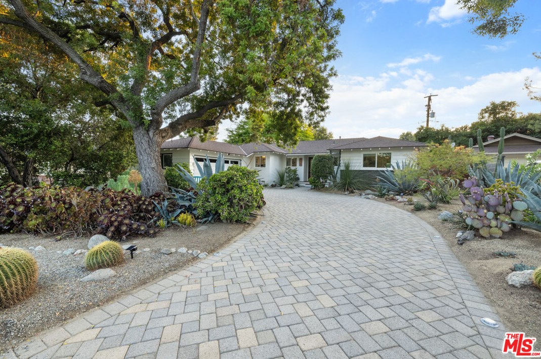 719 Northwestern Dr, Claremont, CA 91711