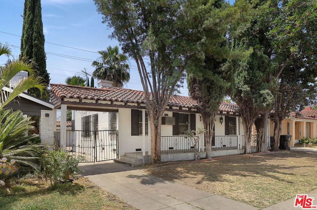 4552 Weik Ave, Bell, CA 90201