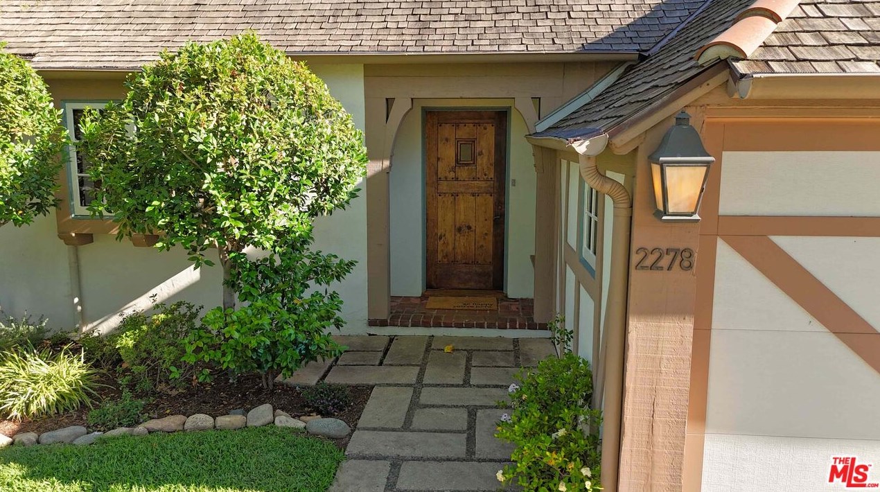2278 E Mountain St, Pasadena, CA 91104