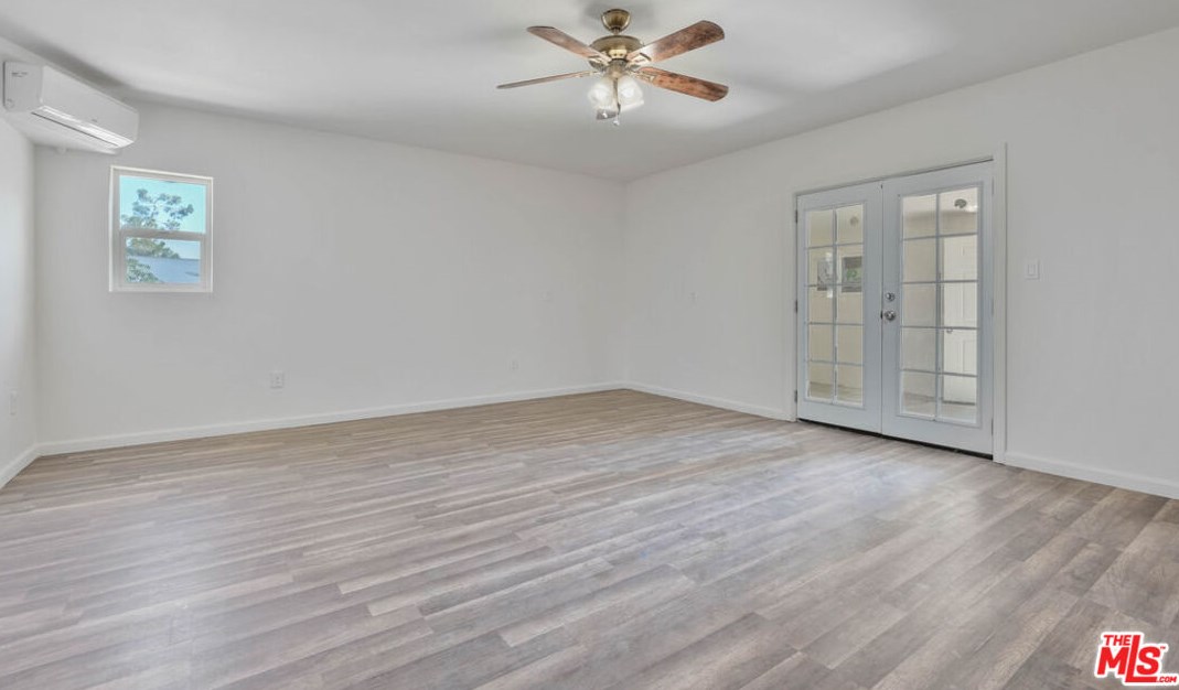 8849 Maple Ave, Hesperia CA  92345-3739 exterior