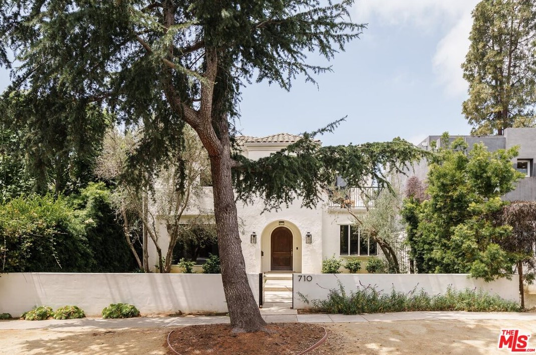 710 22nd St, Santa Monica, CA 90402-3124