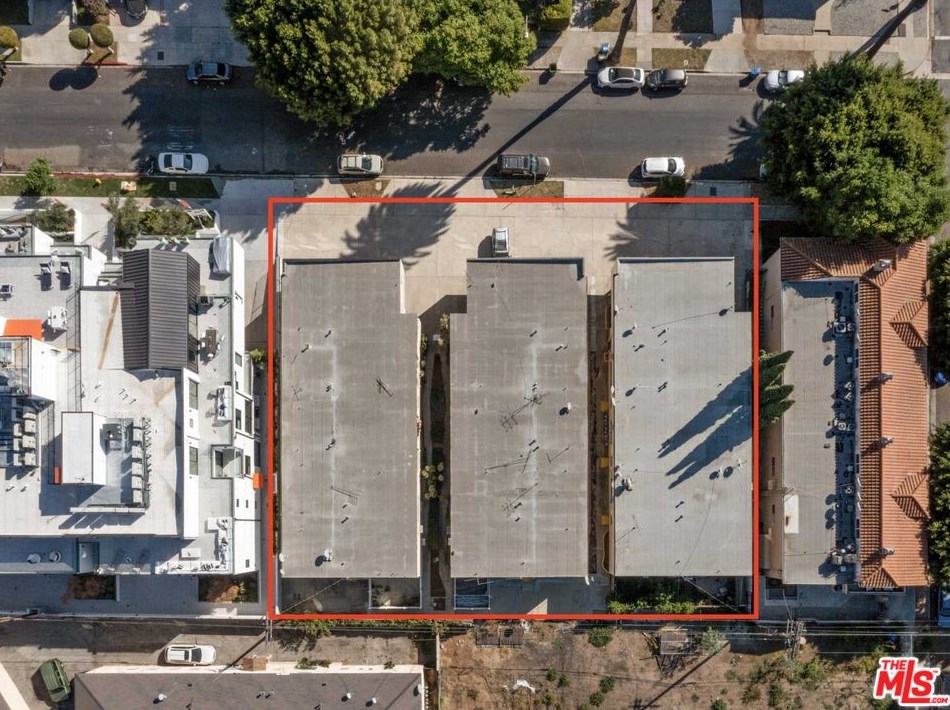 1009 Croft Ave, Los Angeles CA  90048-2506 exterior