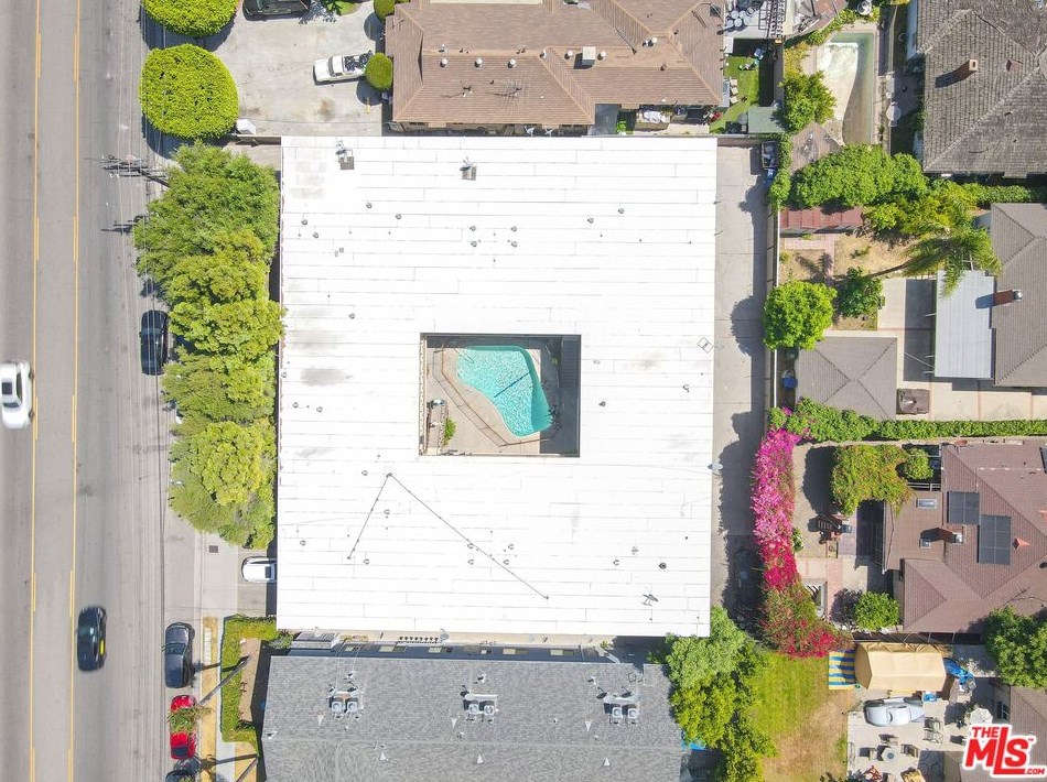 6535 Fulton Ave, Van Nuys, CA 91401