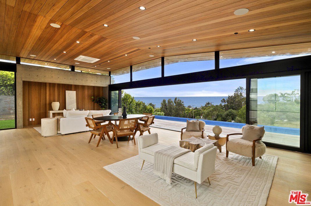 5707 Busch Dr, Malibu, CA 90265