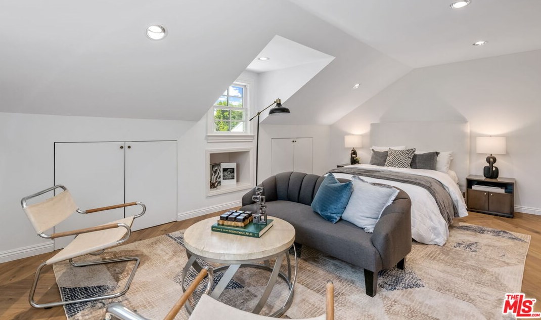 740 Thayer Ave, Los Angeles CA  90024-3332 exterior