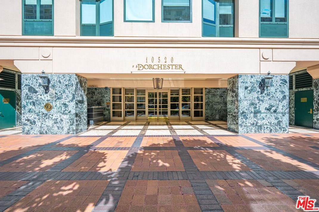 10520 Wilshire Blvd, Los Angeles CA  90024-7608 exterior