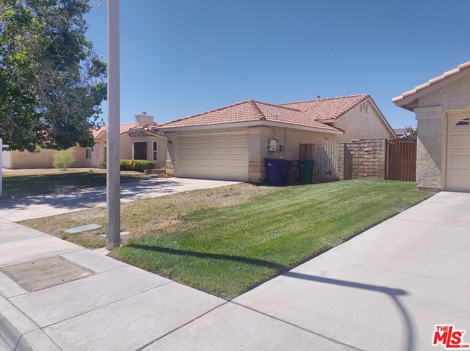 5831 Evergem Ave, Palmdale, CA 93552