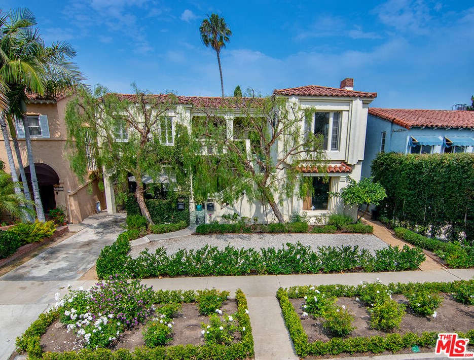 1015 Hi Point St, Los Angeles, CA 90035-2607