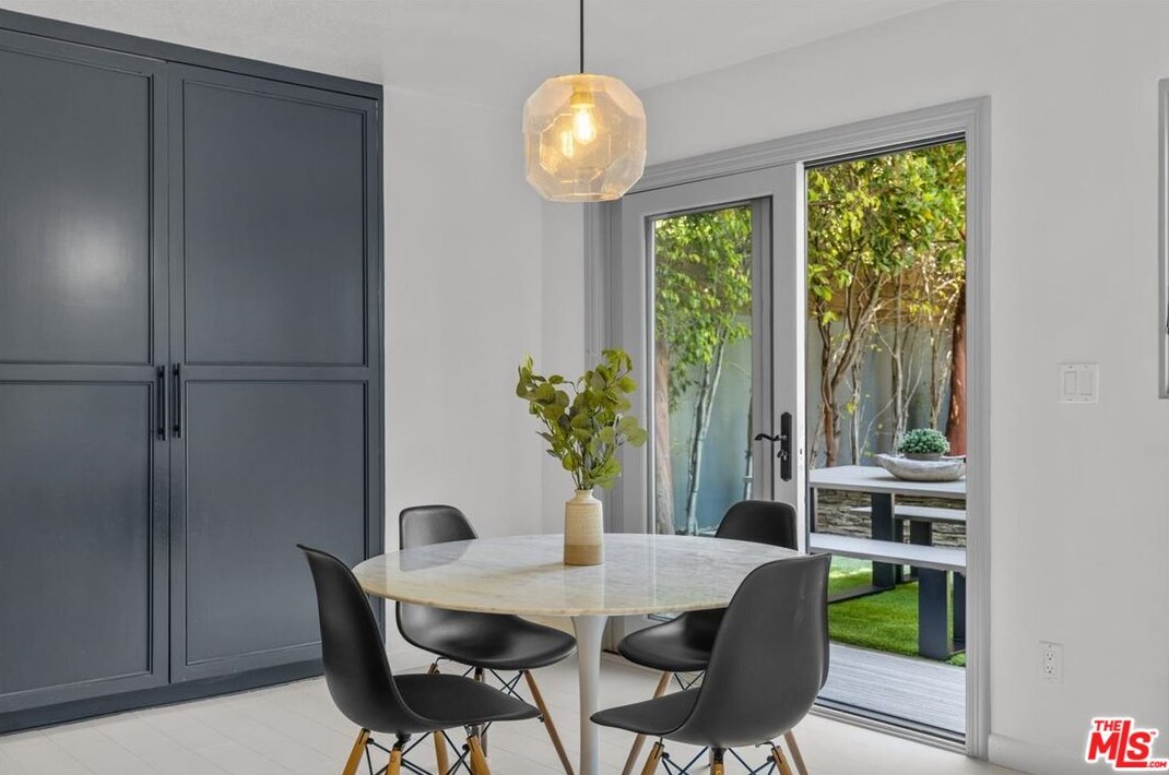 2655 31st St, Santa Monica CA  90405-3012 exterior